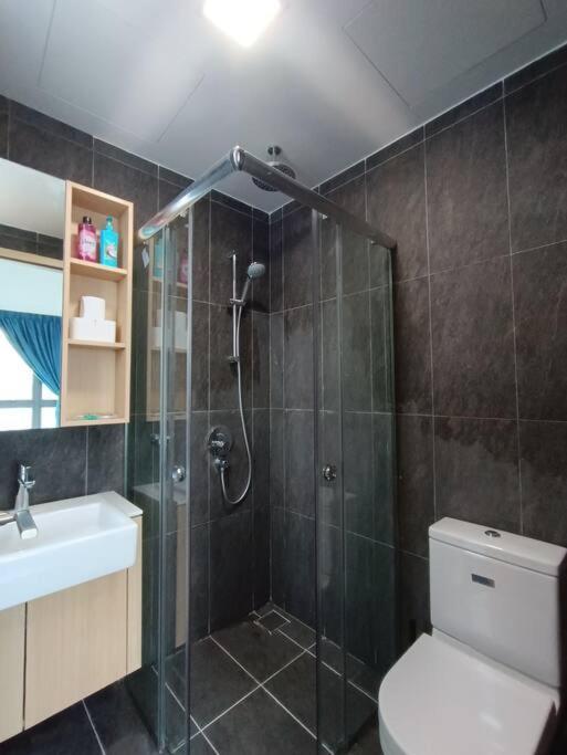 Lx 39A Balcony Klcc View 1 Bedroom Infinity Pool กัวลาลัมเปอร์ ภายนอก รูปภาพ