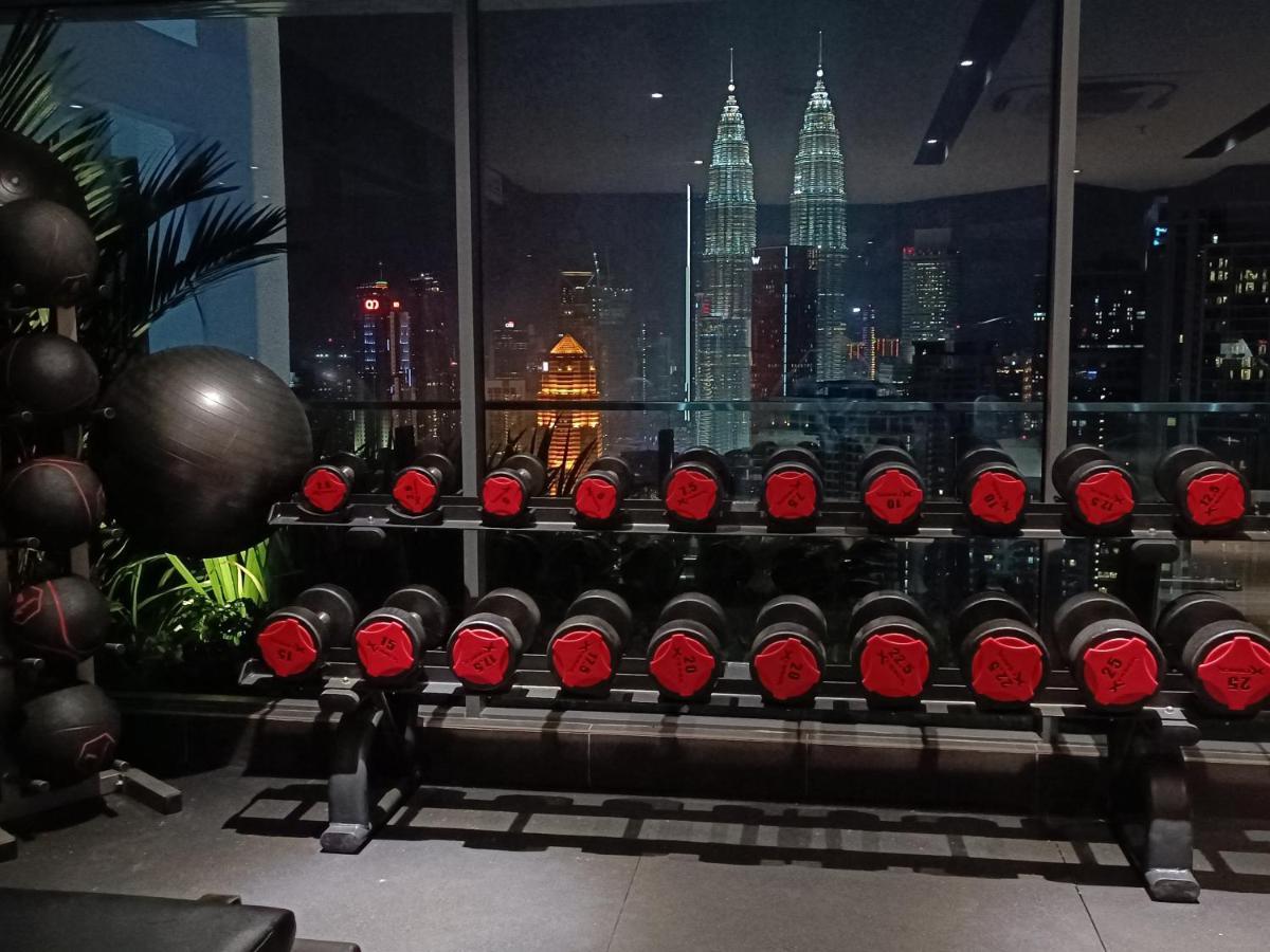 Lx 39A Balcony Klcc View 1 Bedroom Infinity Pool กัวลาลัมเปอร์ ภายนอก รูปภาพ